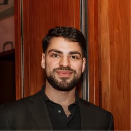 Arya Nedaee profile picture